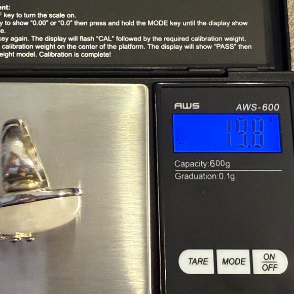 Huge Moonstone cabochon set in sterling silver, Ring size 8. - Picture 4 of 8